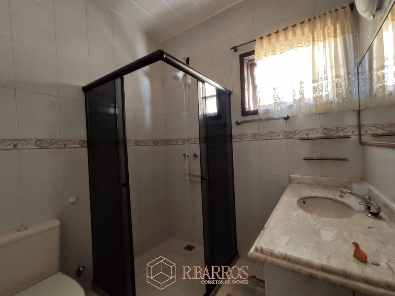 Residencial - Excelente imóvel em condomínio com vista linda | Código:CS057