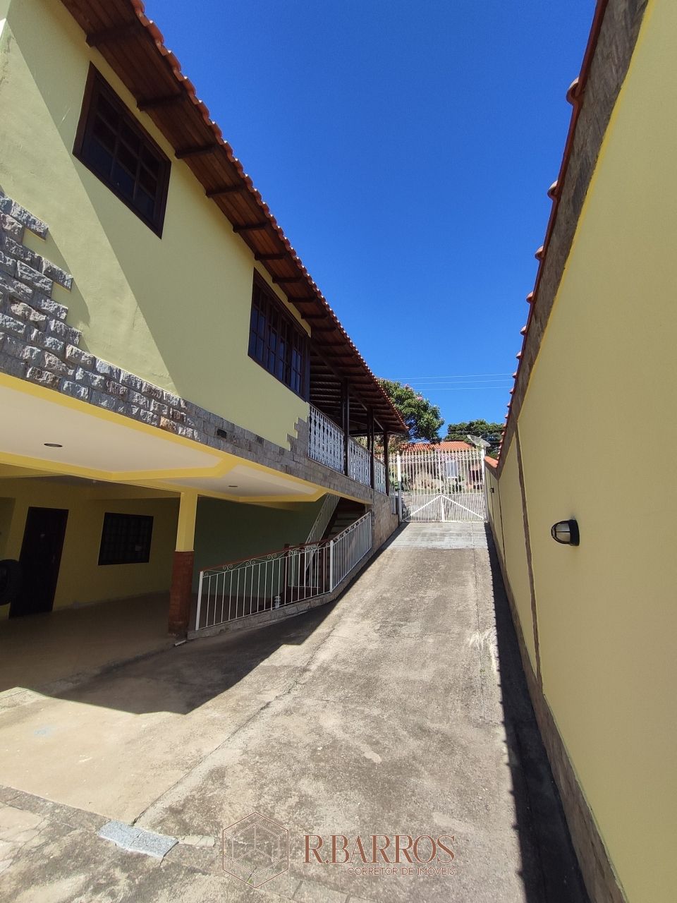 Residencial - Excelente imóvel em condomínio com vista linda | Código:CS057