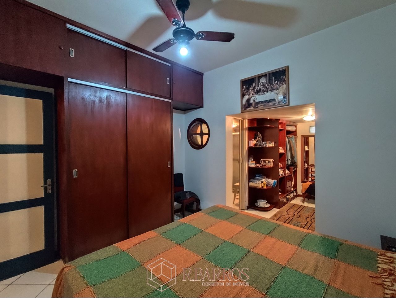 Residencial - Excelente propriedade em rua mista | Código:CS092