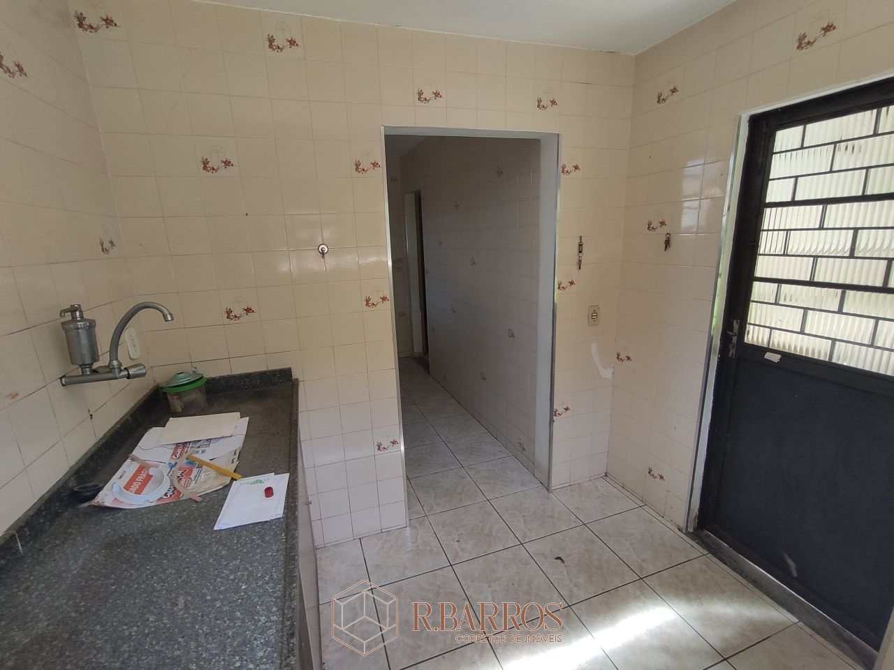 Residencial - Casa em terreno plano no centro | Código:CS096