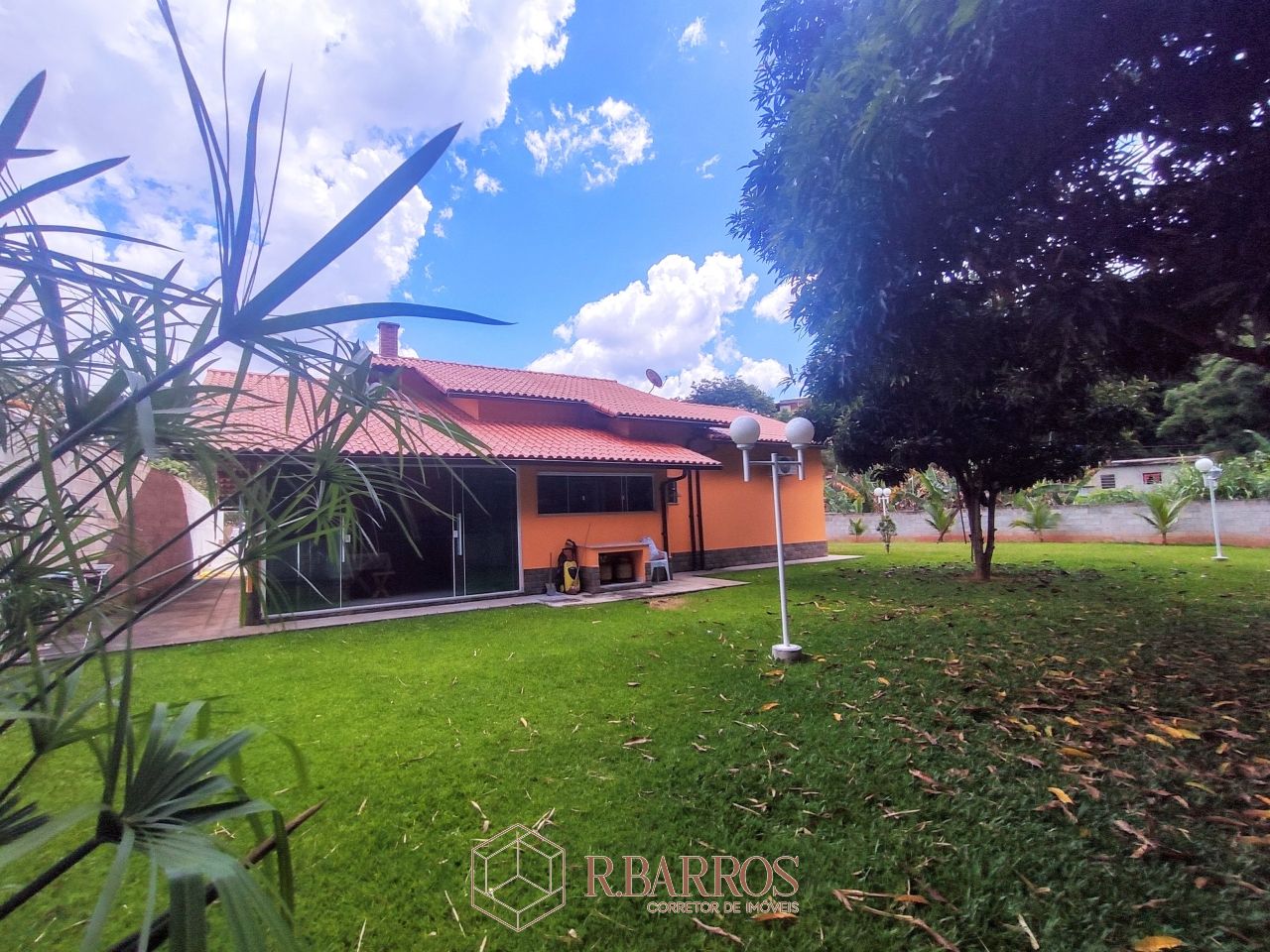 Residencial - Excelente casa pertinho do centro da cidade | Código:CS098