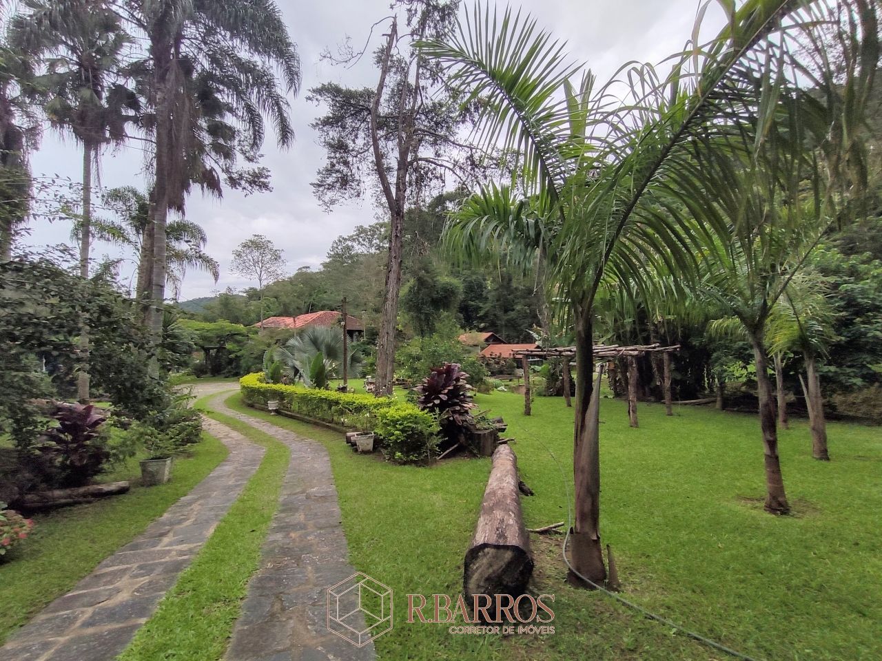 Residencial - Refúgio Paradisíaco em Miguel Pereira | Código:ST009