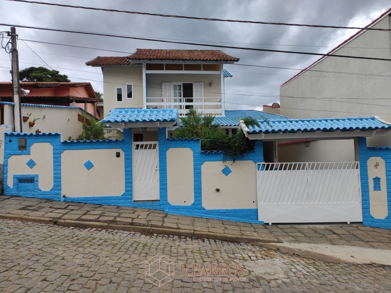 Residencial - Elegante Residência Duplex em Bairro Nobre | Código:CS110