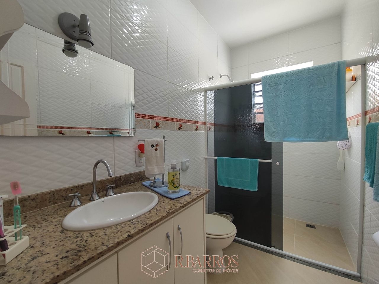 Residencial - Elegante Residência Duplex em Bairro Nobre | Código:CS110