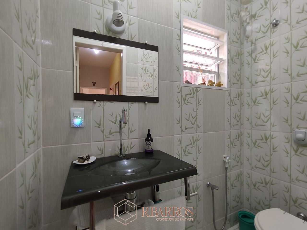 Residencial - Elegante Residência Duplex em Bairro Nobre | Código:CS110