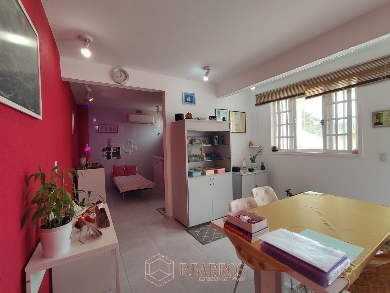 Residencial - Elegante Residência Duplex em Bairro Nobre | Código:CS110